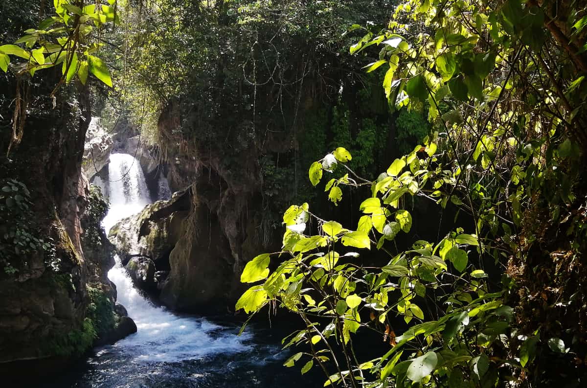 cascada tamul huasteca guía viaje Huasteca Potosina