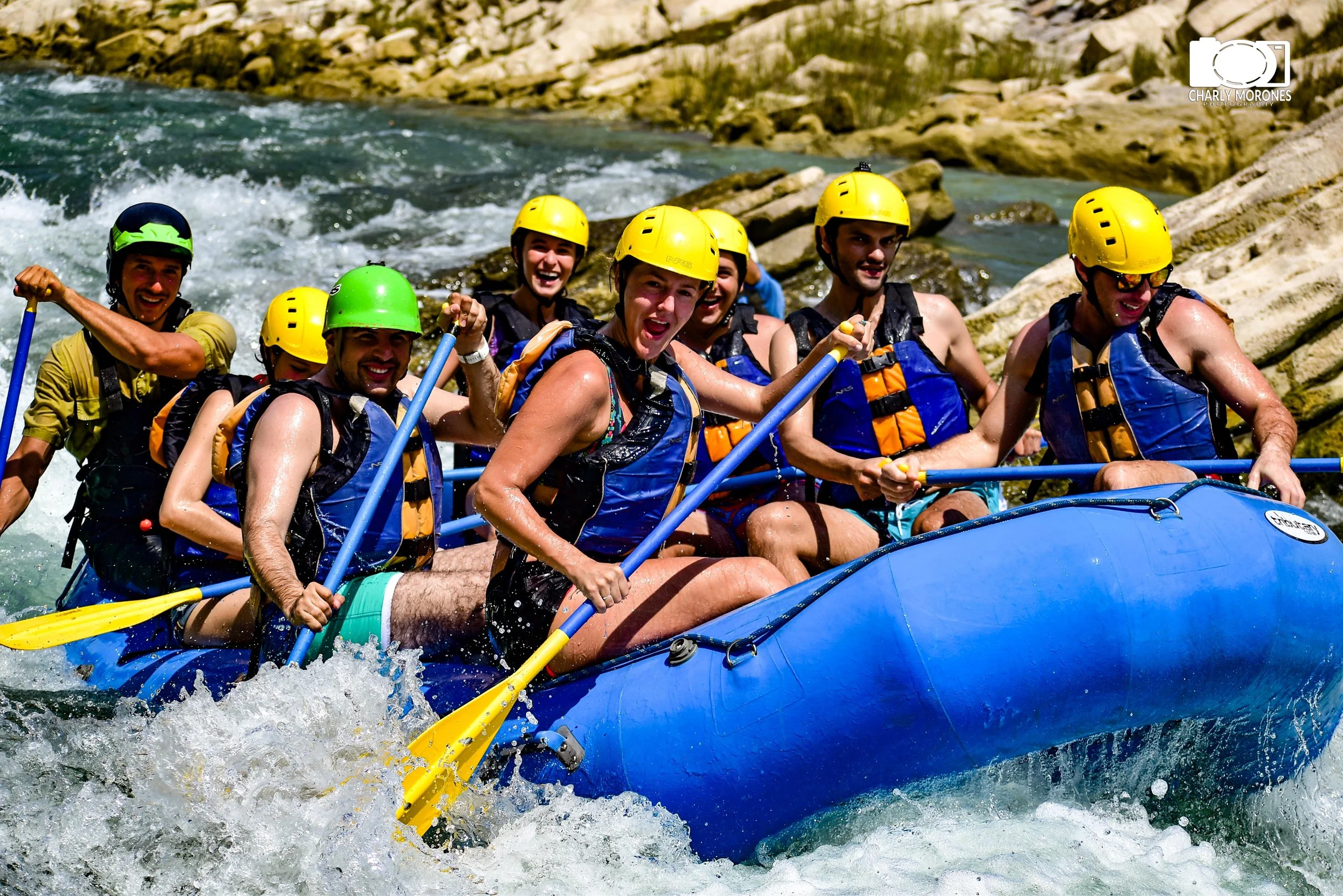 Rafting en el Río Tampaón — Rápidos Clase III en Agua Turquesa